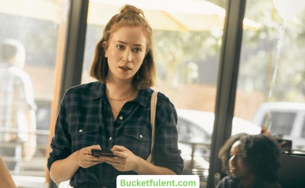Hacks Season 1: Ava Danieals standing with her phone