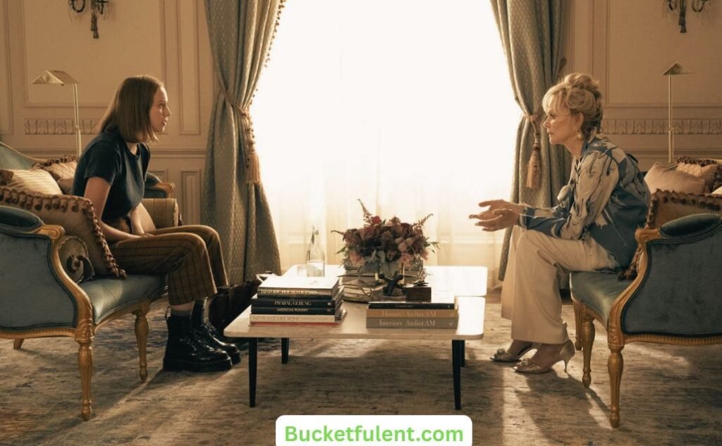 Hacks Season 1: Ava Daniels and Deborah Vance talking in Deborah's living room